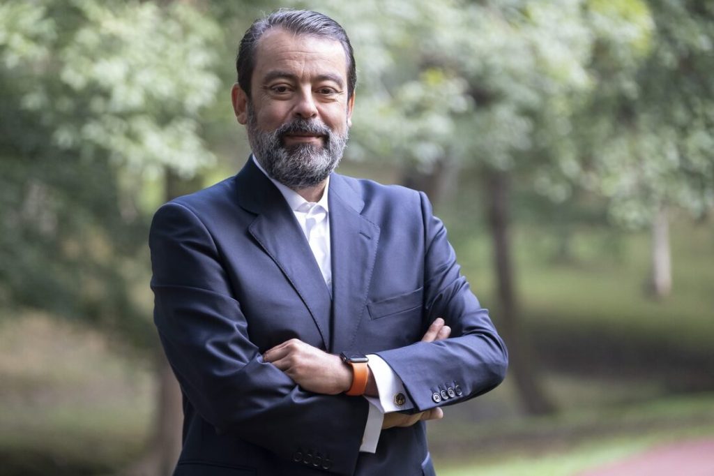 javier ormazabal presidente de velatia